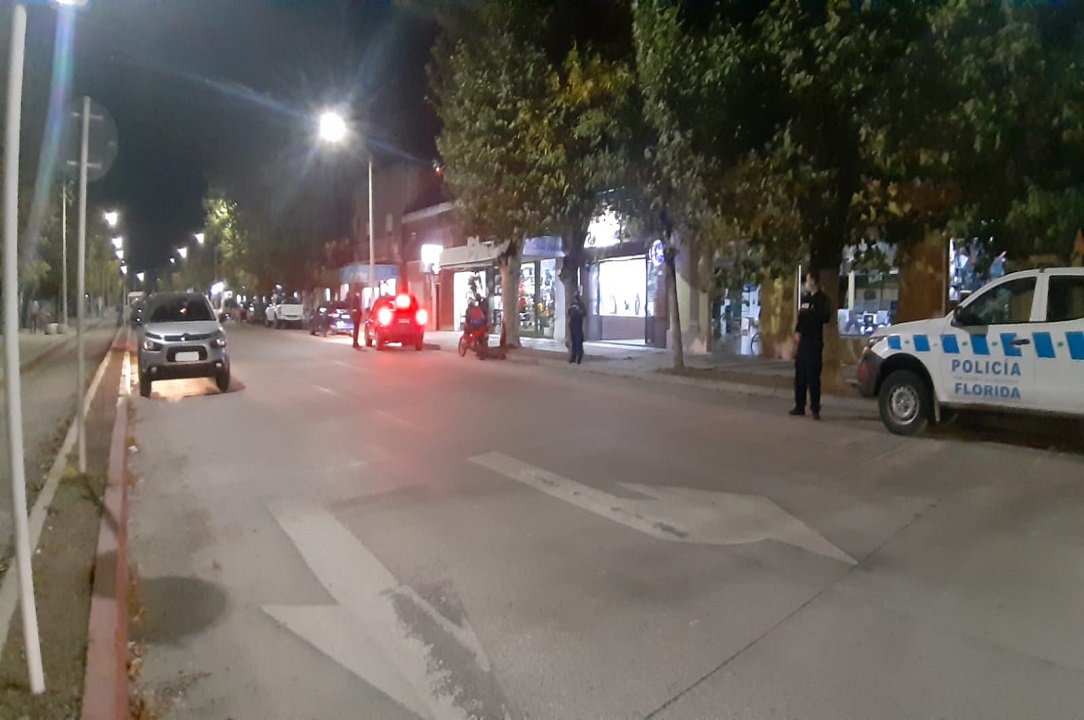 Operativos de tránsito en Florida Casupá y Sarandí Se documentaron más de 40 vehículos y se aplicaron 21 multasjpg