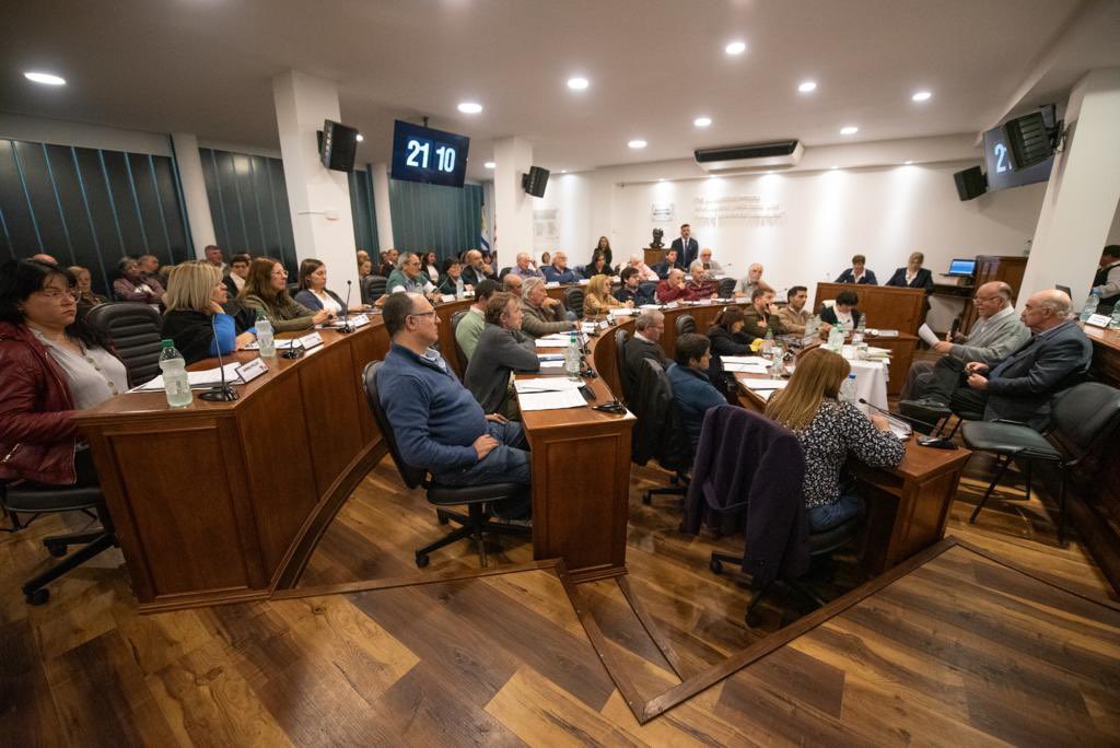 Pedro Apesteguia y Abel Oroño asesoraron a ediles en tema Municipios