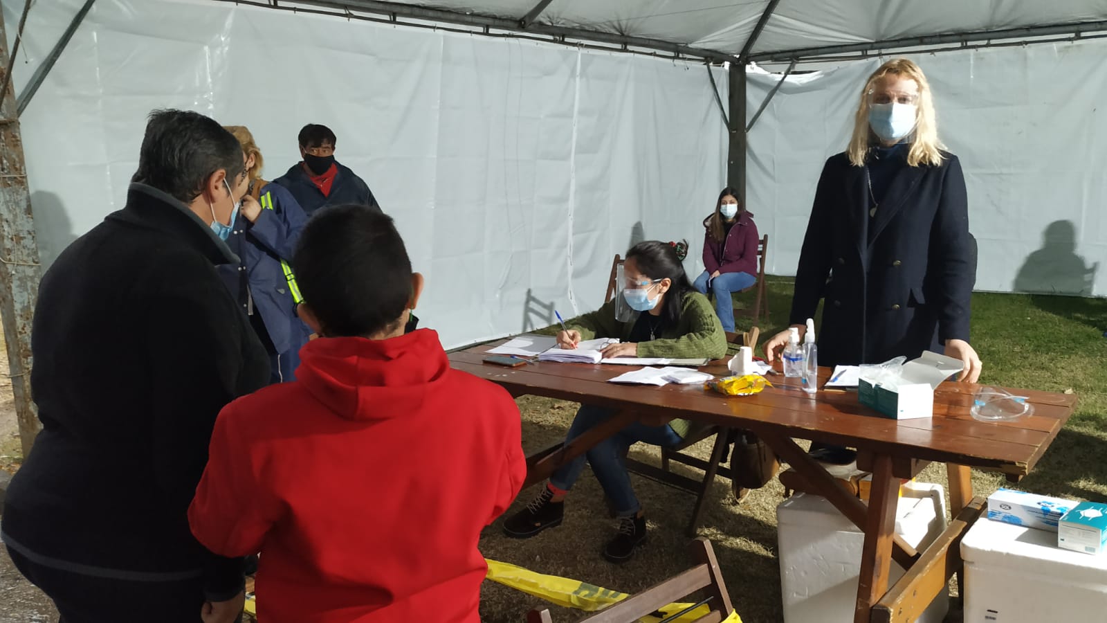 Plan de vacunación Pueblo a Pueblo en el Centro Covid 19 2