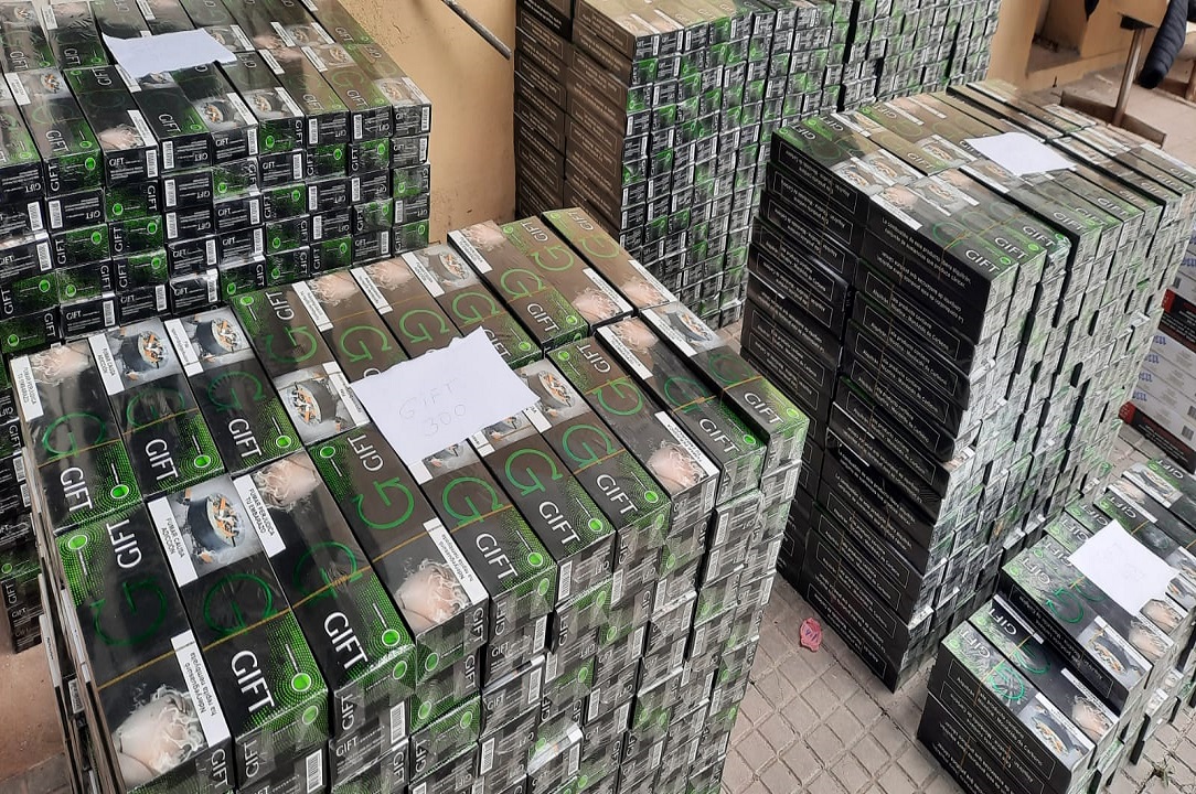 Policía de Florida incauta importante cargamento de cigarrillos en ruta 6 2