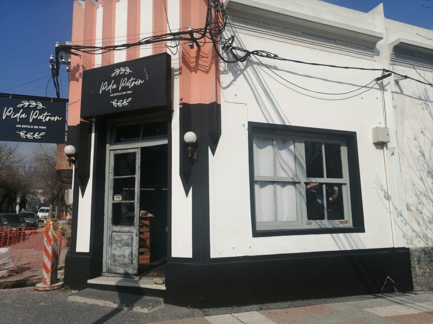 Policía investiga robo en comercio céntrico 2