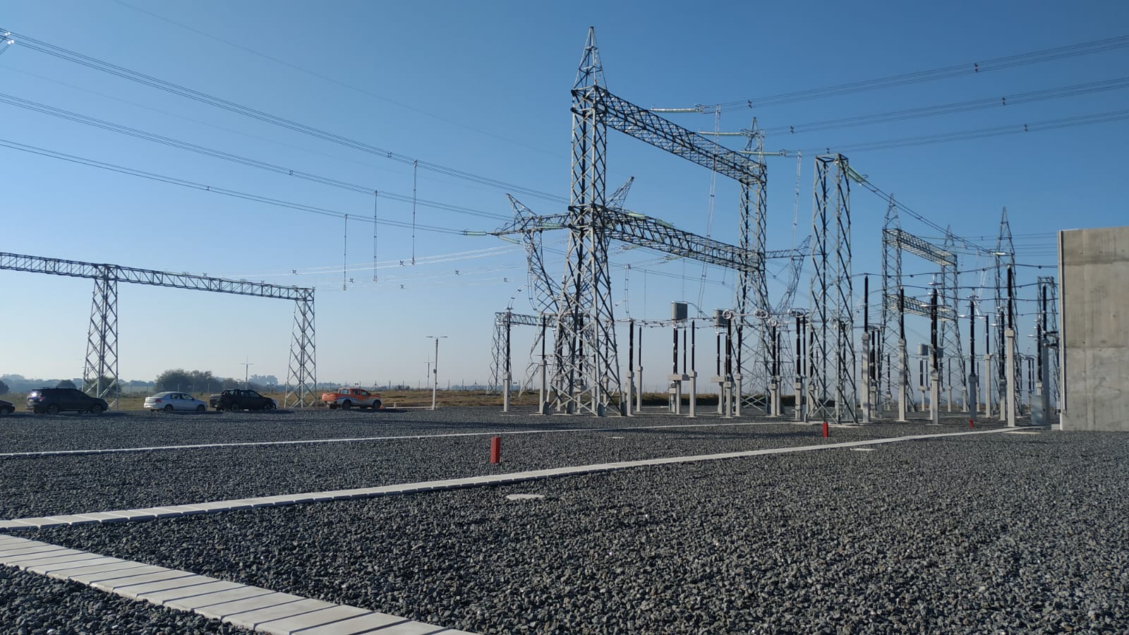 Presidente Lacalle Pou participó de inauguración de subestación de energía eléctrica construida en Cardal 3