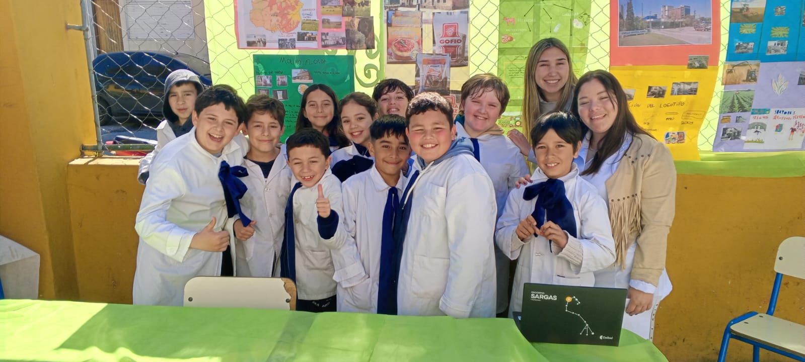 Primera Feria Educativa en Escuela Varela 2