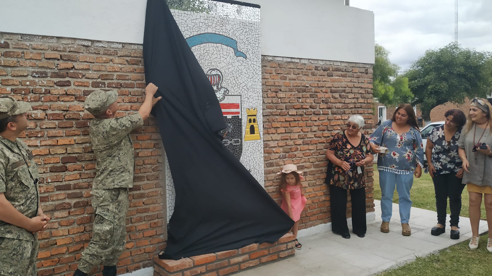 RECICLARTE INAUGURO OBRA EN EL BATALLON DE COMBATE Nº2 6