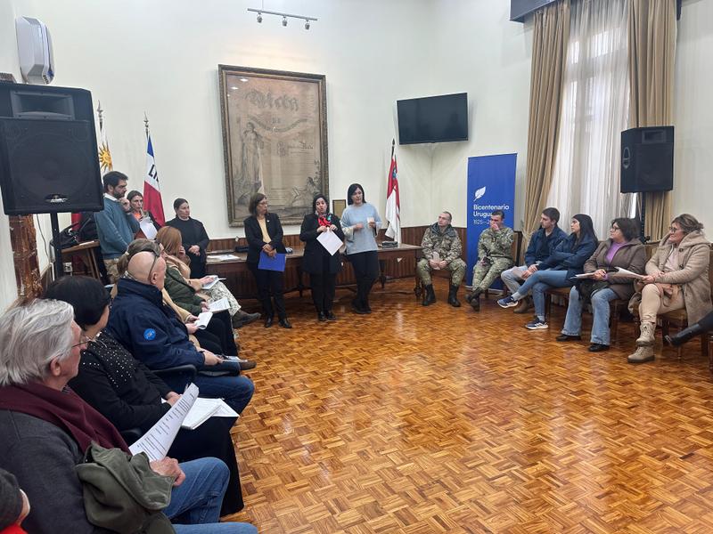 Reunión de coordinación por actos del 25 de Agosto