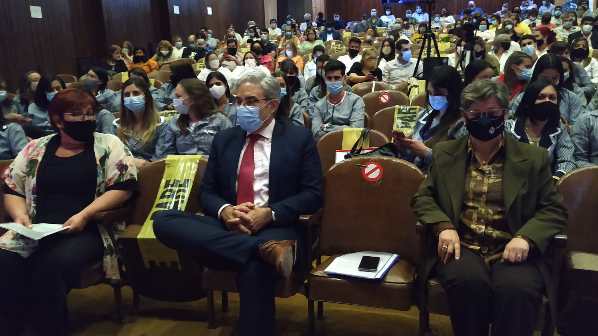 Roberto Silva participó del acto de Colación de grado del Instituto de Formación Docente