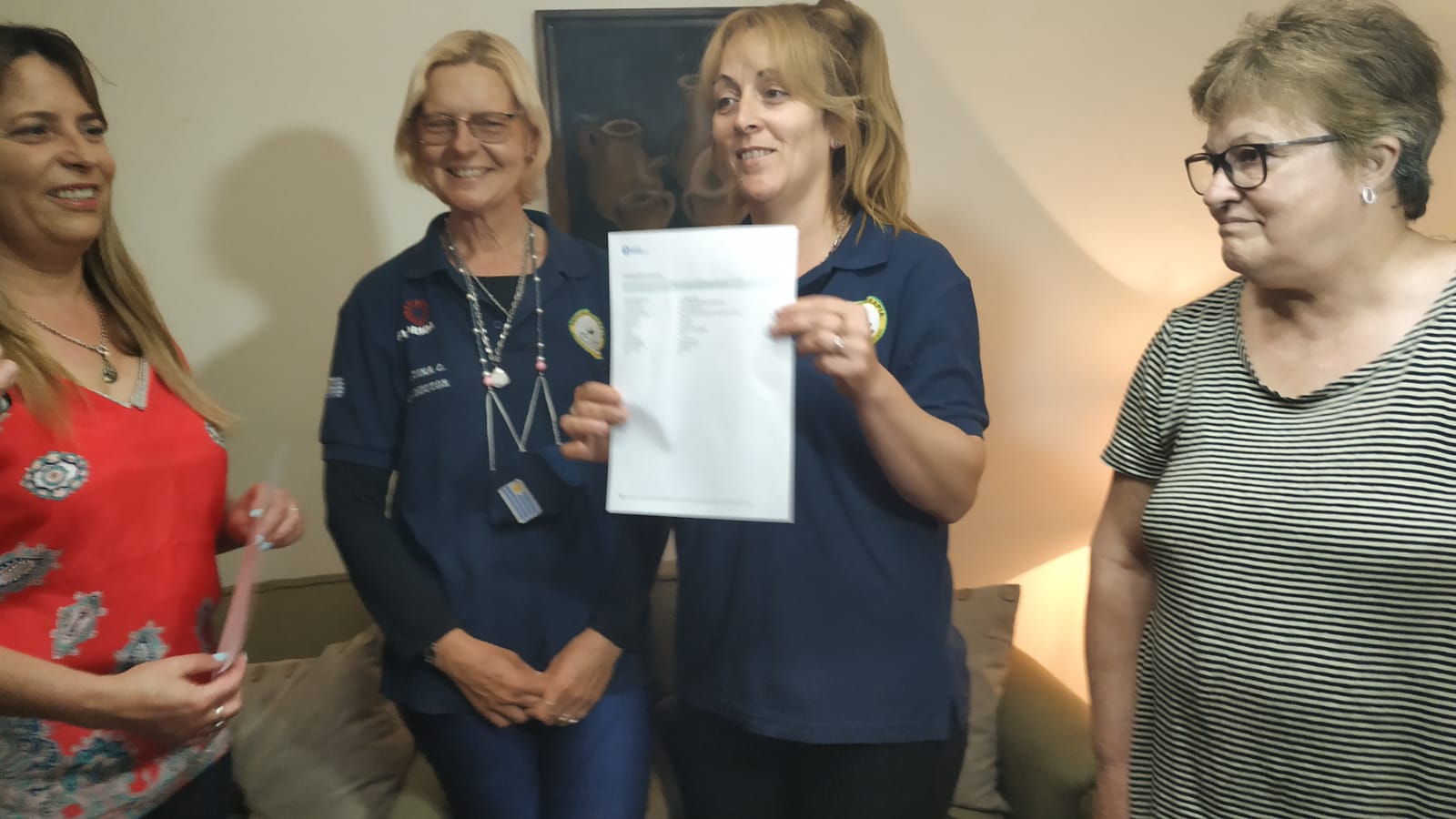 Rotary Club Florida entregó casi 100 mil pesos a instituciones de Florida. 3