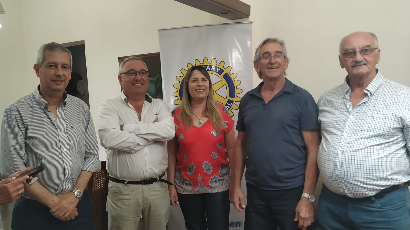 Rotary Club Florida entregó casi 100 mil pesos a instituciones de Florida. 4