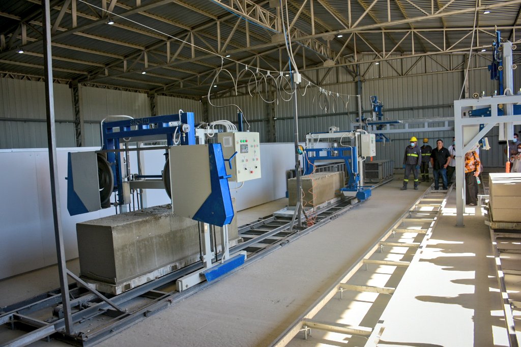 SE INAUGURÓ EN CHAMIZO LA 1ª PLANTA DE FABRICACIÓN DE HORMIGÓN CELULAR 3