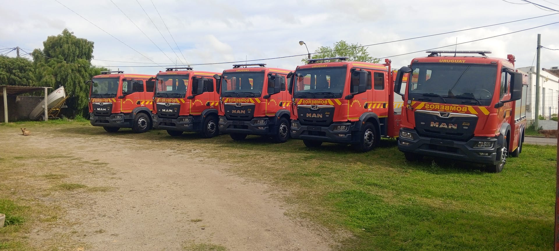 Se encuentran en Florida los nuevos camiones adquiridos por Dirección Nacional de Bomberos