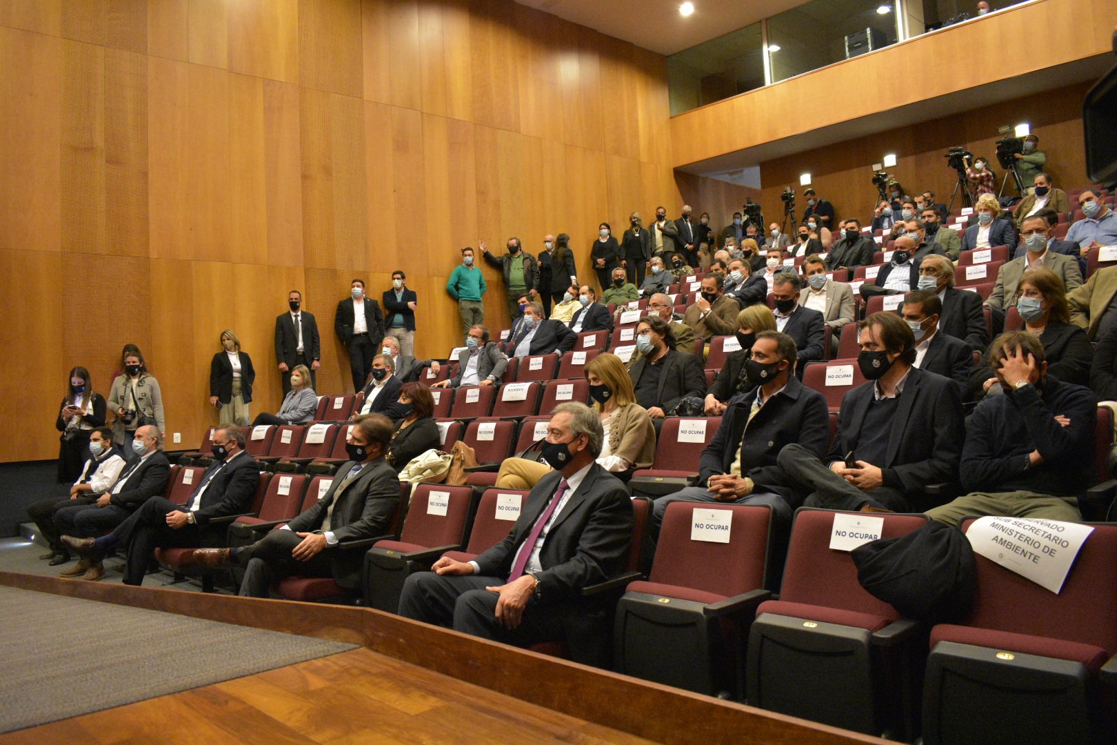 Se firmó convenio que otorga fondos al Municipio de Sarandí para desarrollo de huertas comunitarias y capacitacionesjpg