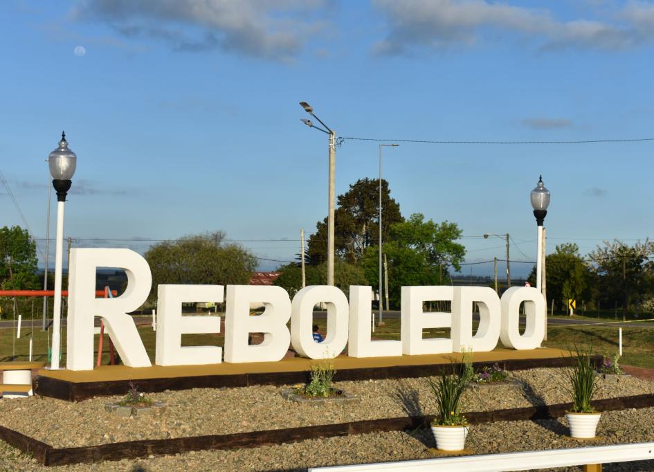 Se inauguraron las letras corpóreas en Reboledo