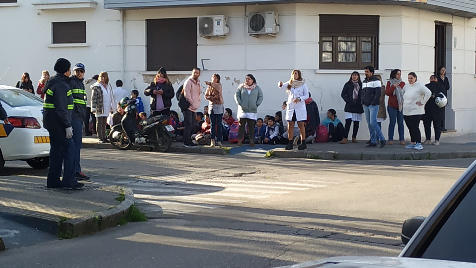 Se incendió cableado eléctrico de la Escuela 103 3