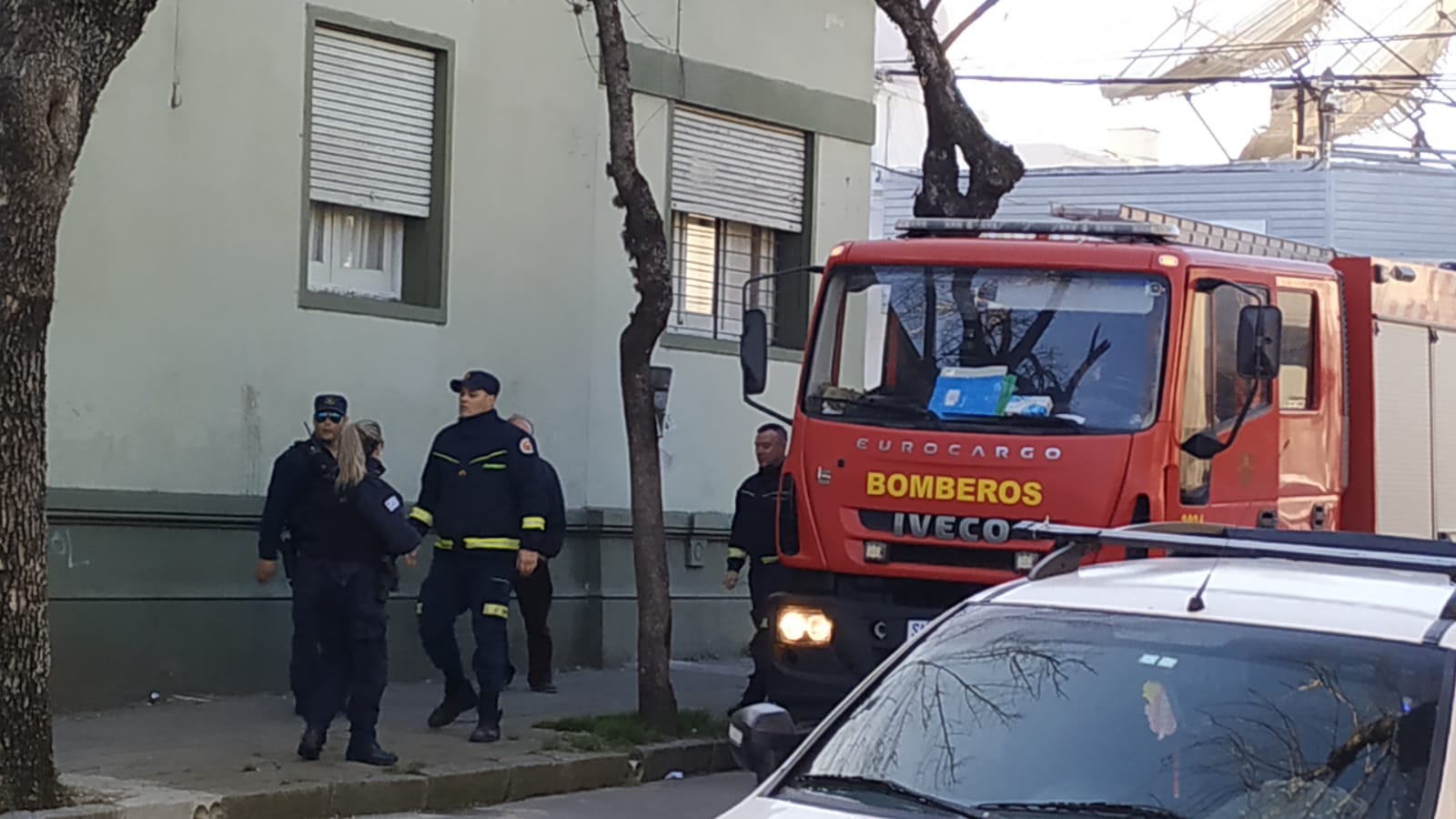 Se incendió cableado eléctrico de la Escuela 103 4
