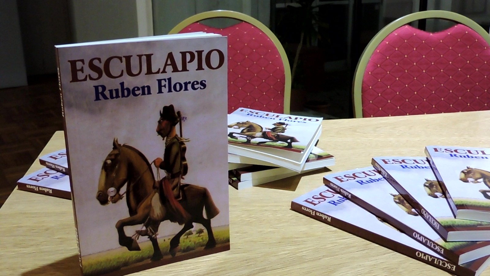 Se presentó el libro Esculapio del escritor Ruben Flores