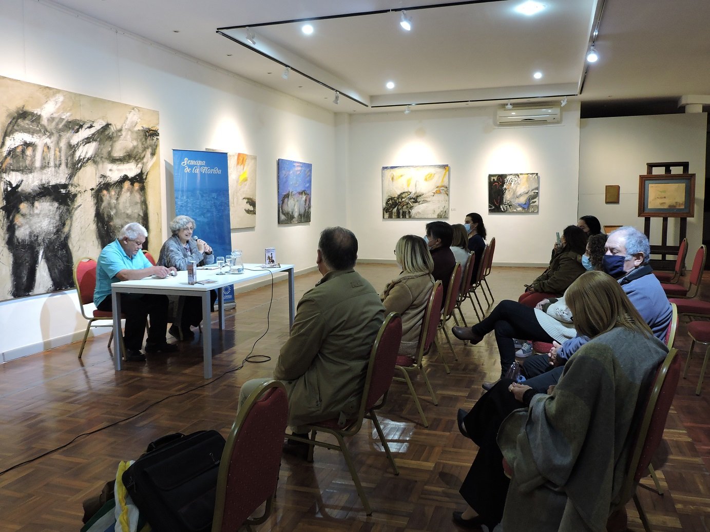 Se presentó el libro Esculapio del escritor Ruben Flores 4