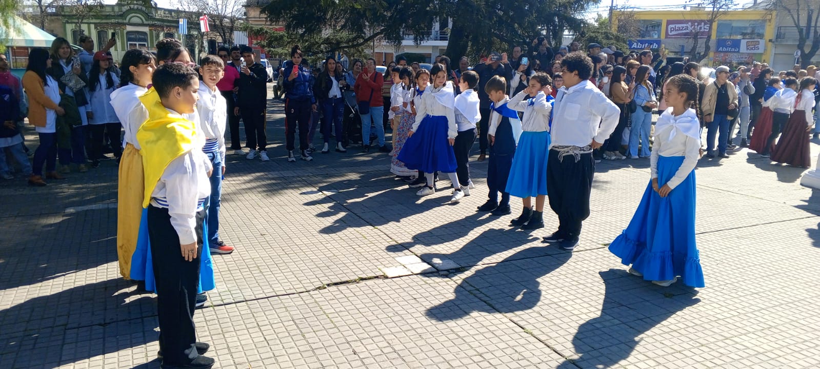 Se realizó en Florida el 1er Gran Pericón 6