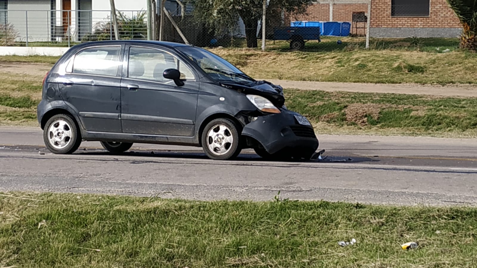 Se registró un siniestro de tránsito en ruta 5 y calle 24 de Abril. 3