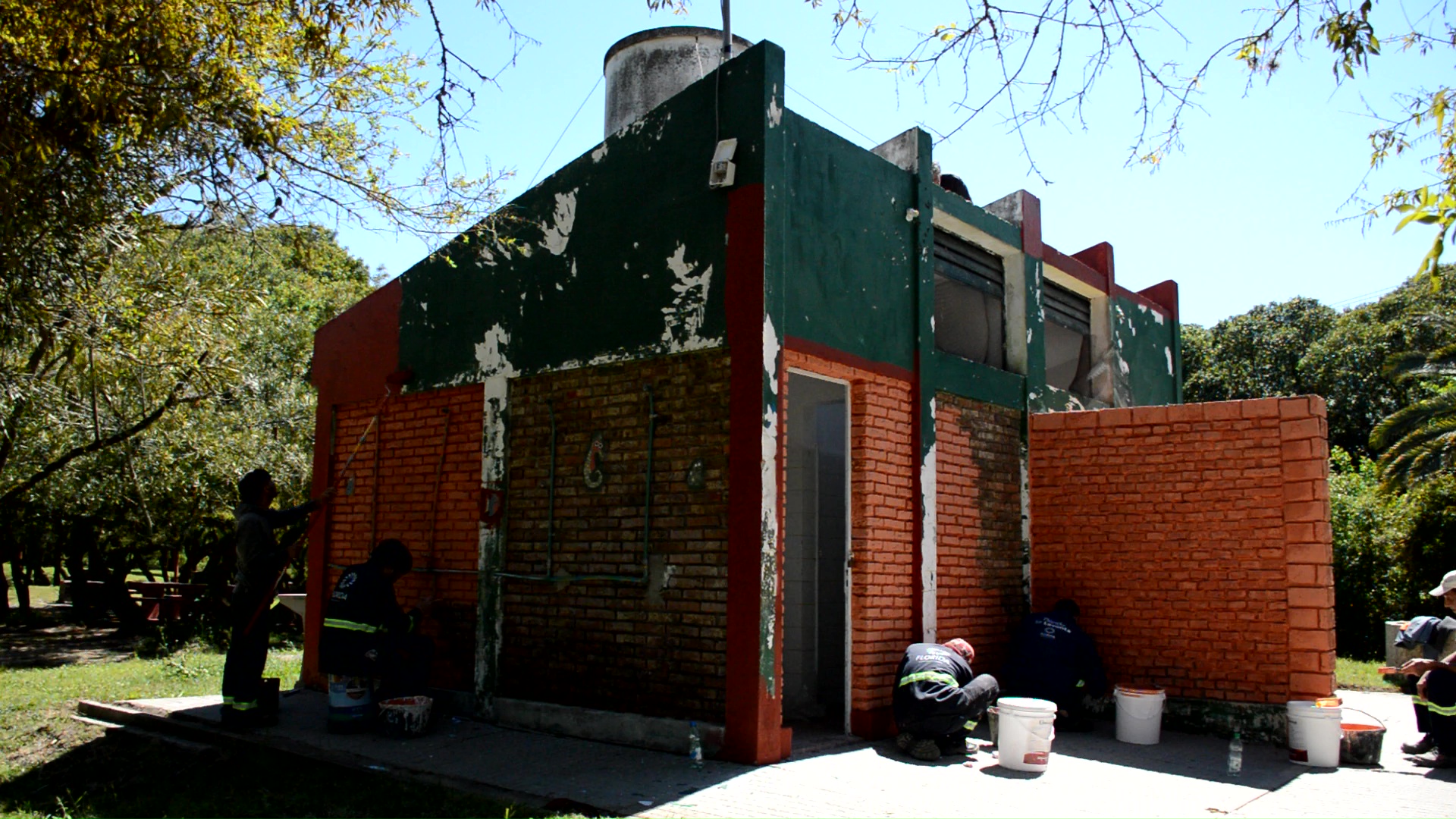 TRABAJOS DE ACONDICIONAMIENTO DEL CAMPING PARQUE ROBAINA