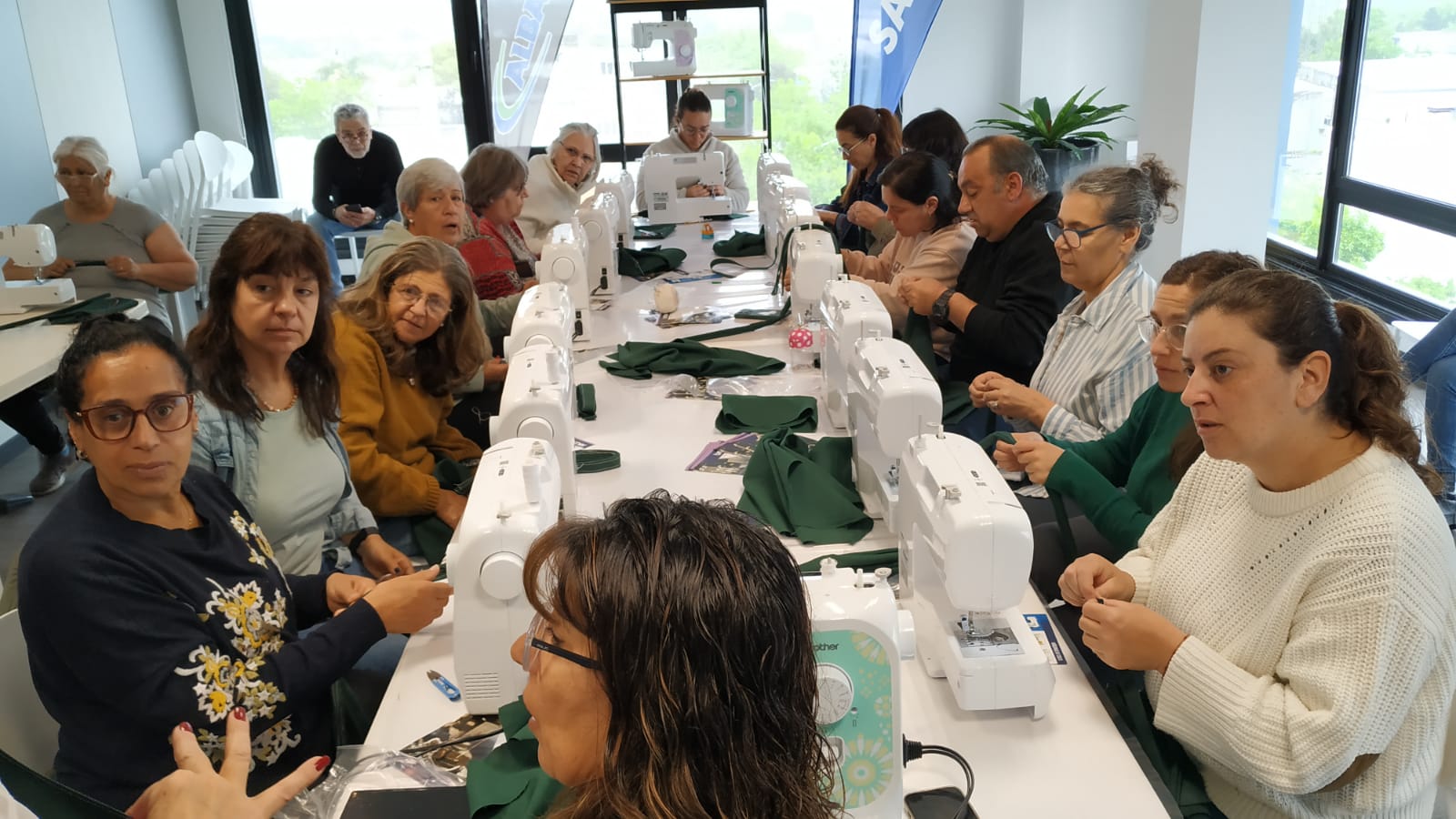 Taller de Costura Brother organizado por Albanes y SACOF 4