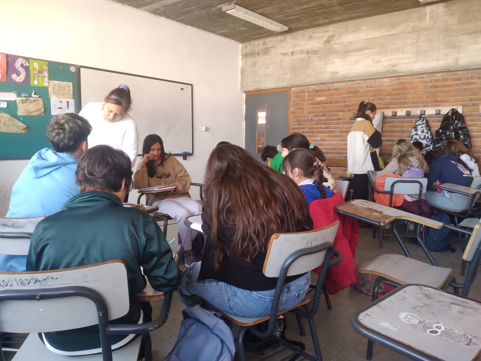 Taller sobre buen trato y comunicación asertiva en la Escuela Técnica