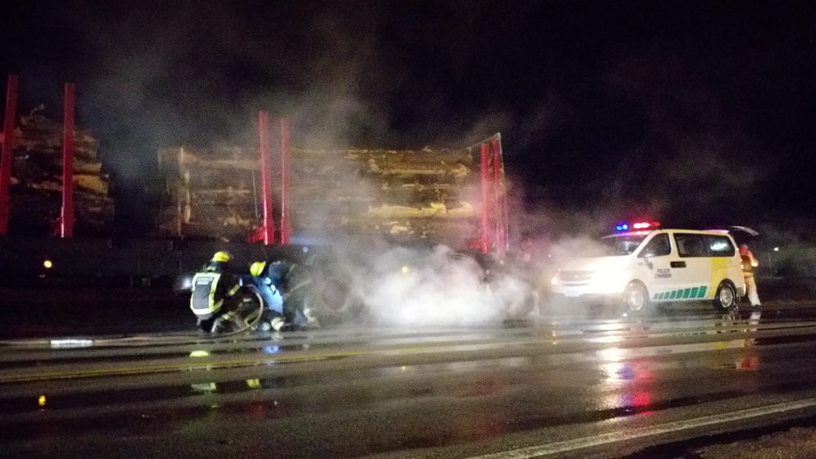 Tomó fuego rueda trasera de camión que circulaba por ruta 5 2