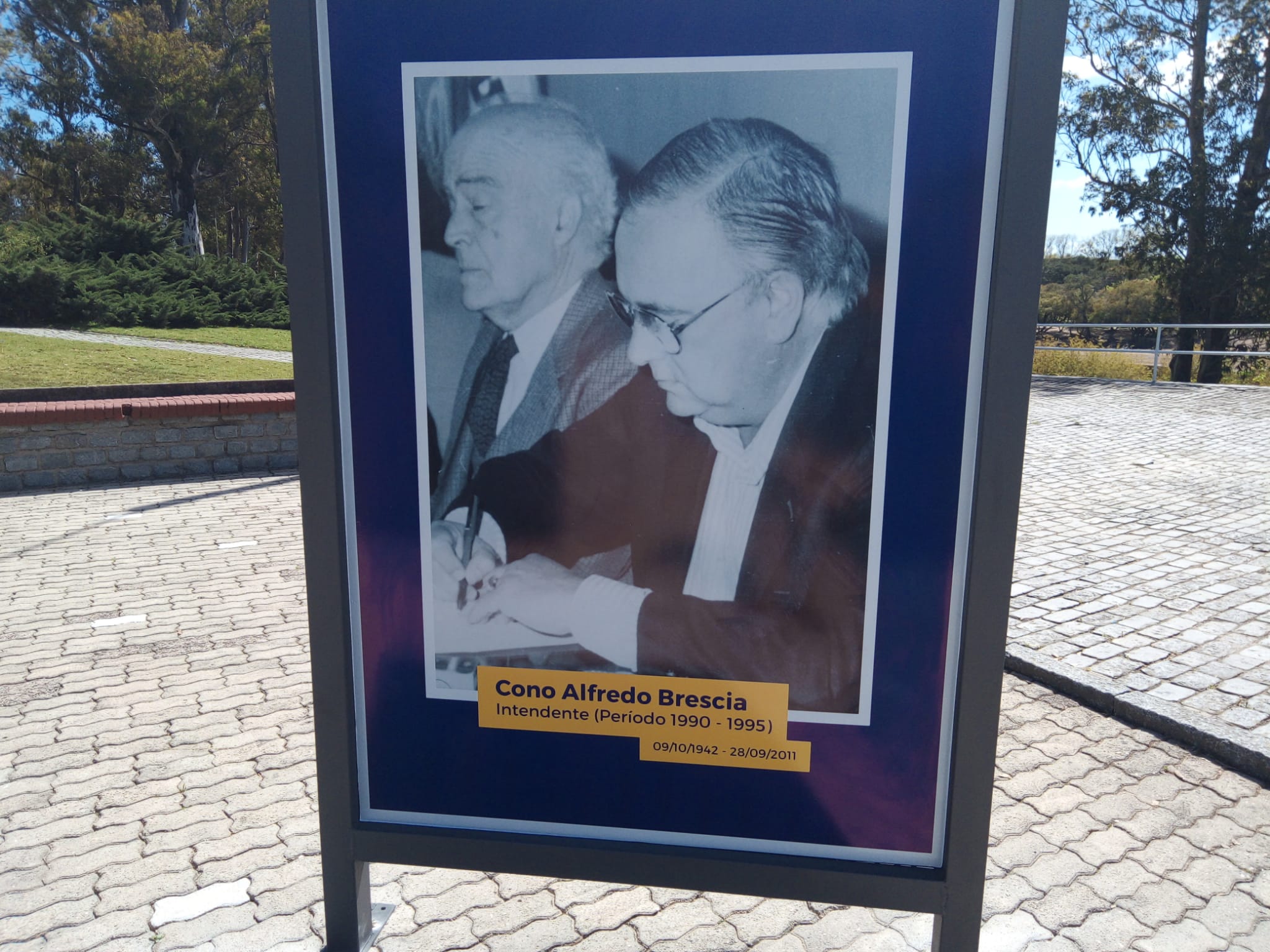 Exposición fotográfica en la explanada de la Piedra Alta 5