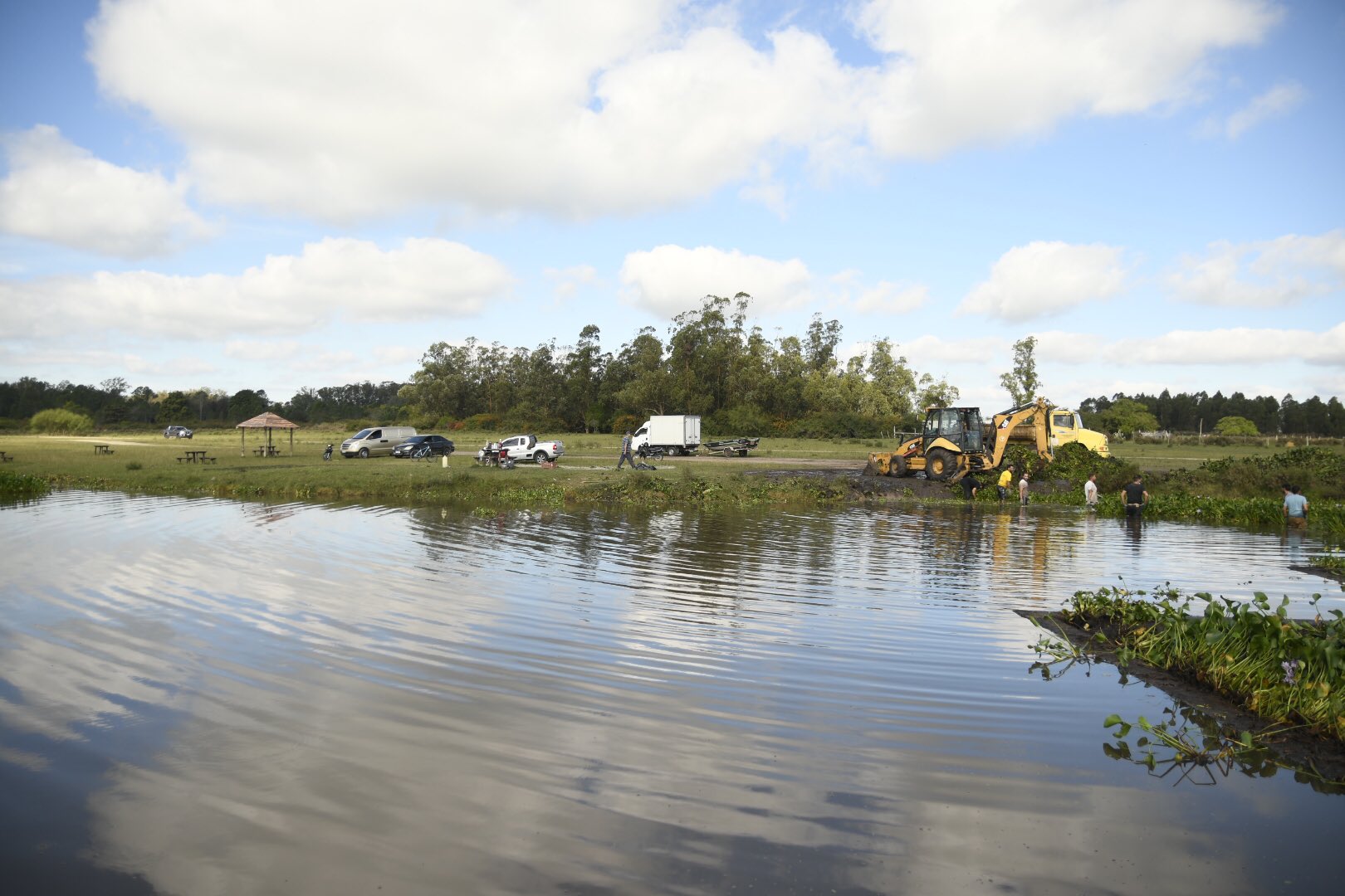 Jornada de limpieza en Lago del Parque Tomás Berreta 4