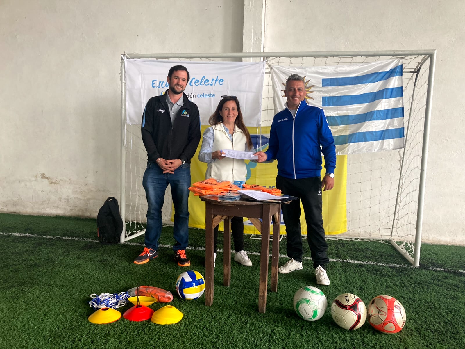 Sarandí Se firmó convenio entre escuela Gorriones Celestes y la Fundación Celestejpg