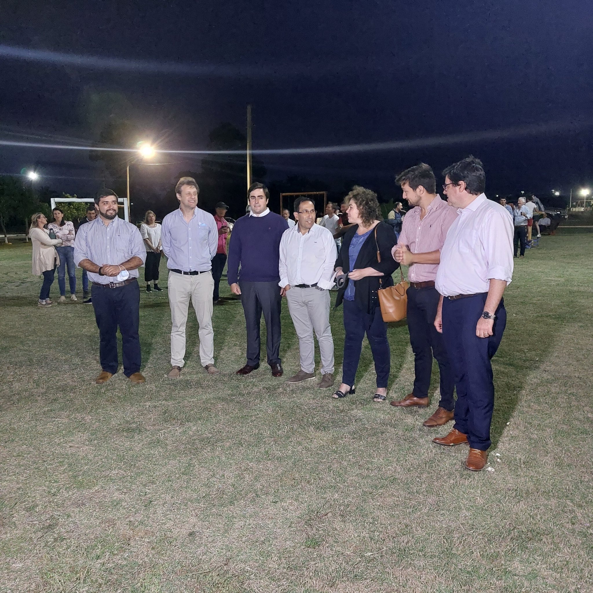 se inauguró el proyecto 100 LED en Planes de MEVIRjpg