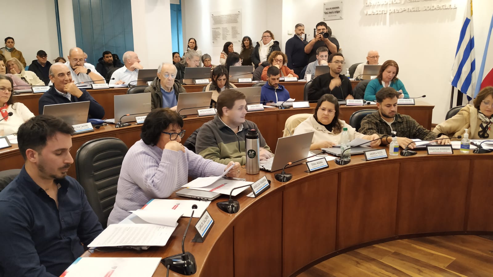 La_Junta_Departamental_aprobó_por_unanimidad_homenaje_a_nuestra_emisora_4.jpeg