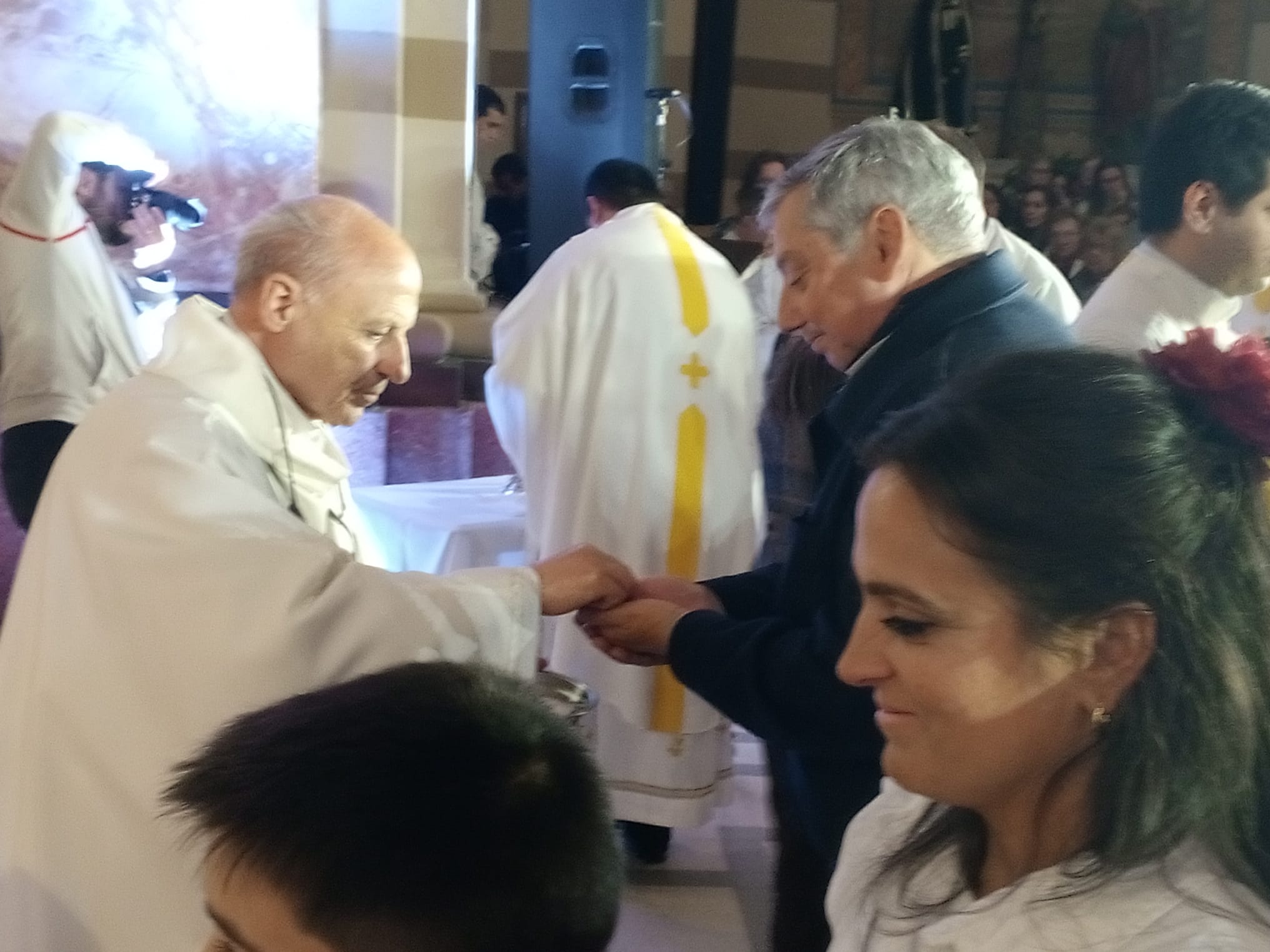 Mons._Alfonso_Bauer_fue_ordenado_como_Obispo_de_la_Diócesis_de_Florida_8.jpeg