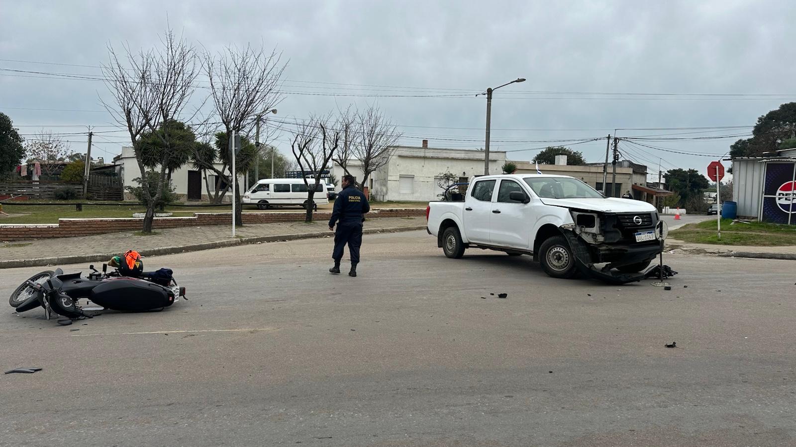Motociclista_sufrió_fractura_en_una_pierna_tras_accidente_con_una_camioneta.jpeg