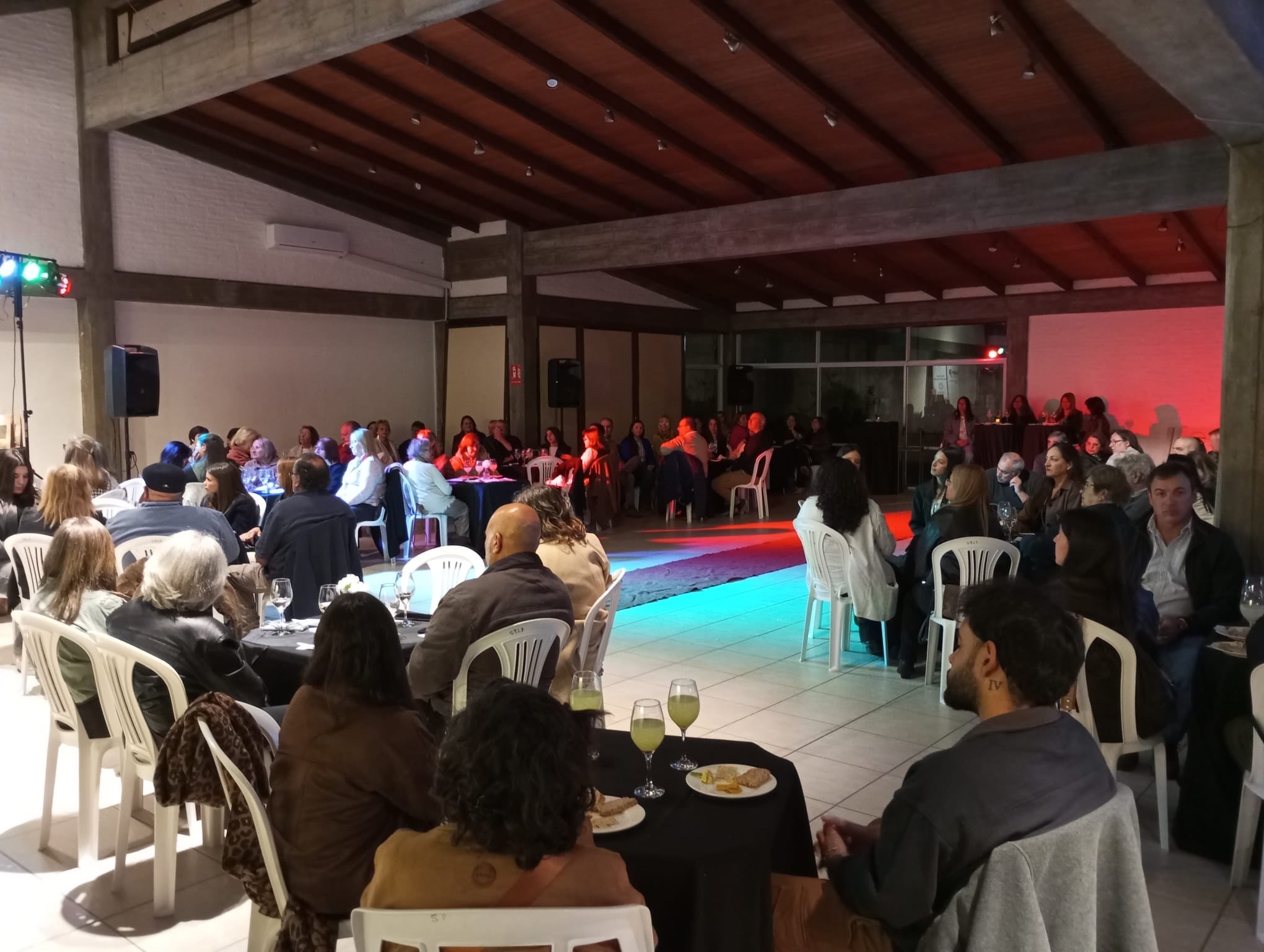 Más_de_100_personas_participaron_de_la_Noche_de_los_Sabores_Floridenses_3.jpeg