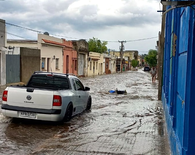 Fuerte temporal en Soriano causó cuantiosos daños