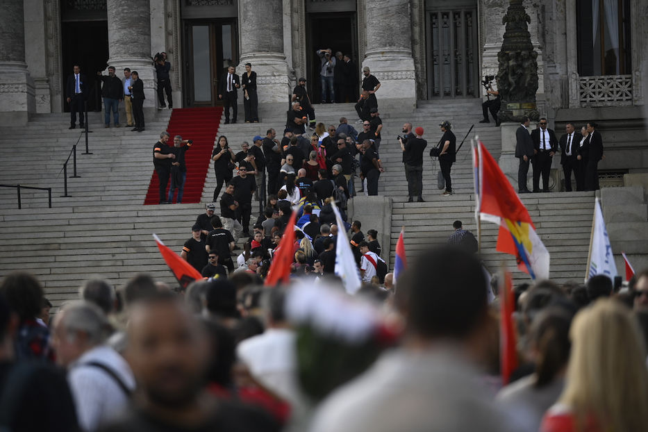Una multitud despidió a José Mujica