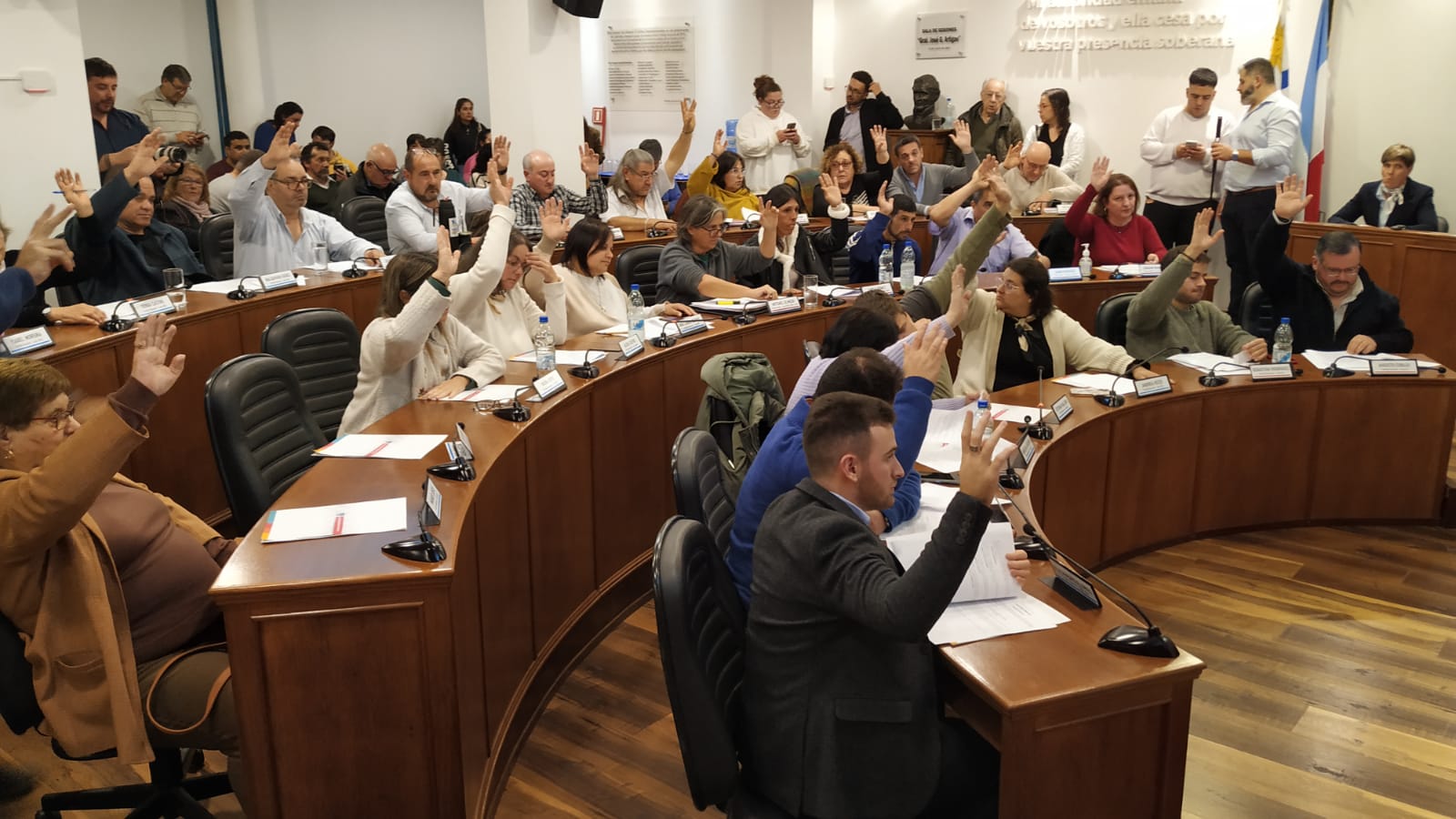 Presidida_por_Gerardo_Facal_sesionó_este_viernes_la_Junta_Departamental_2.jpeg