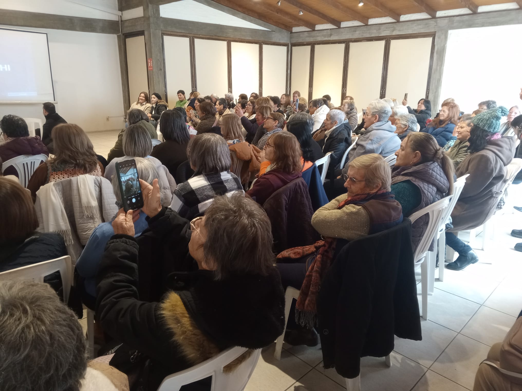 Reconocieron_a_tejedoras_voluntarias_en_el_cierre_de_la_campaña_Tejiendo_Sueños_3.jpeg