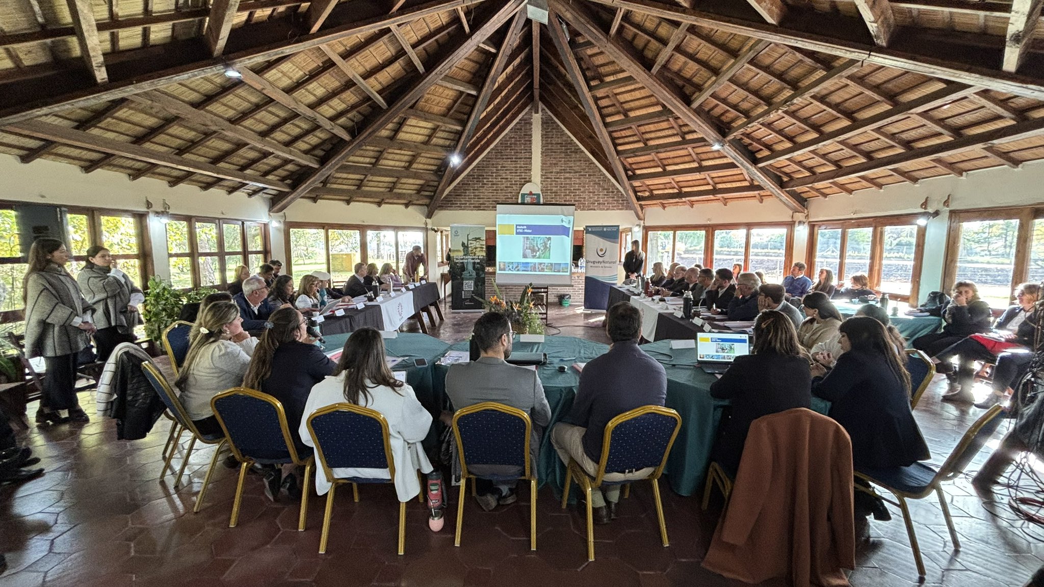 Reunión_de_Directores_de_Turismo_en_Florida_3.jpeg