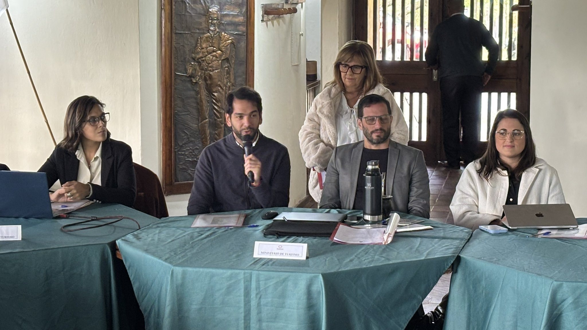 Reunión_de_Directores_de_Turismo_en_Florida_3_2.jpeg