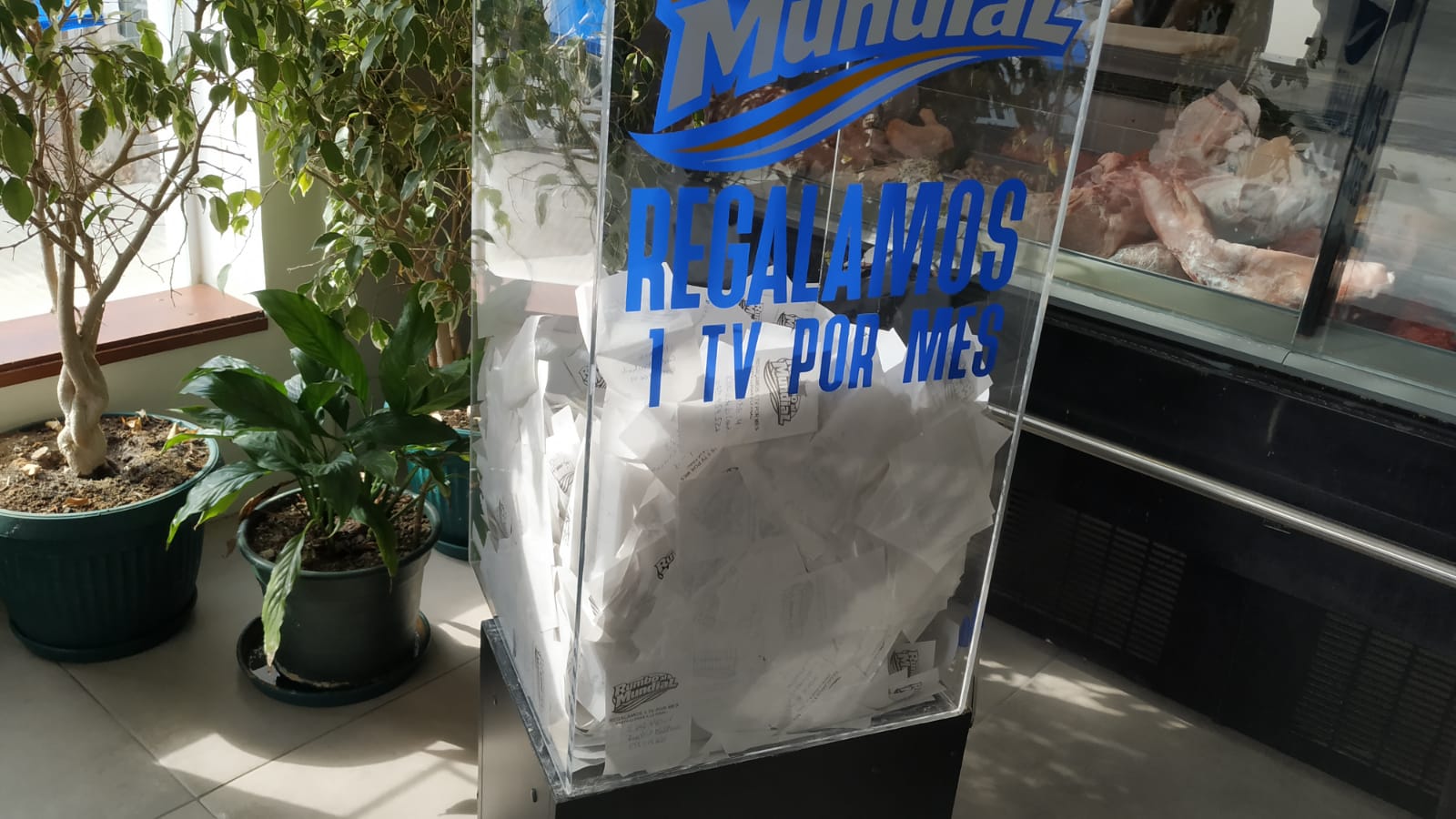 Rumbo_al_Mundial_Carnes_Plaza_Italia_realizó_el_último_sorteo_4.jpeg
