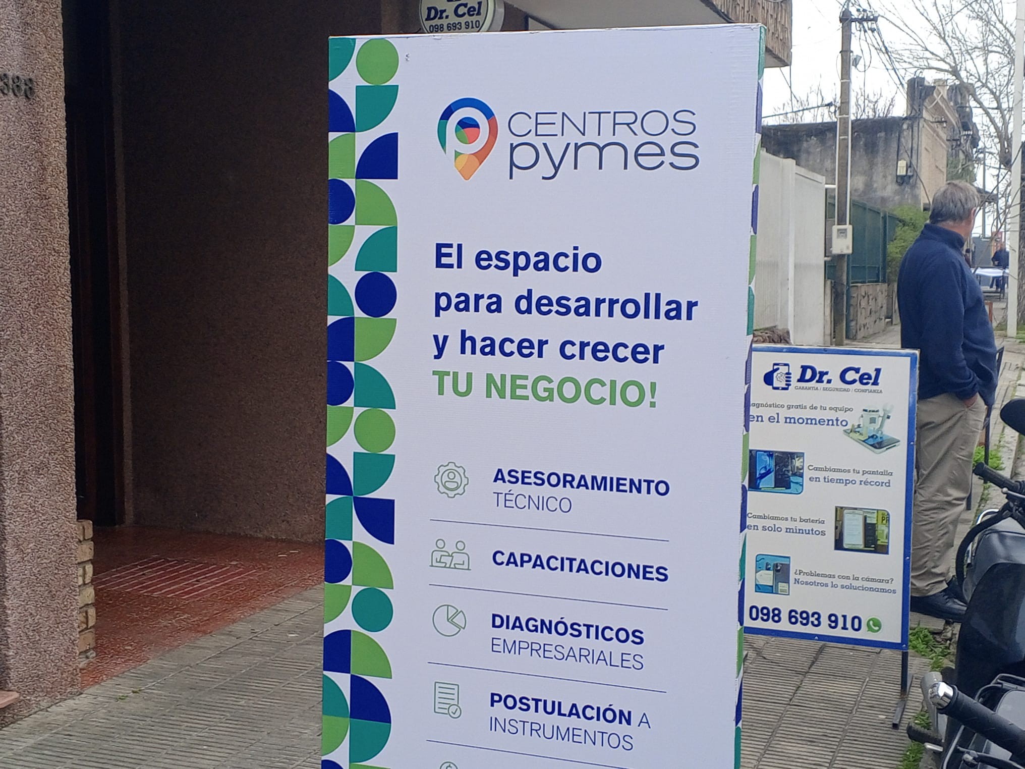 Se_inauguro_la_nueva_sede_del_Centro_Pyme_Florida_5.jpg